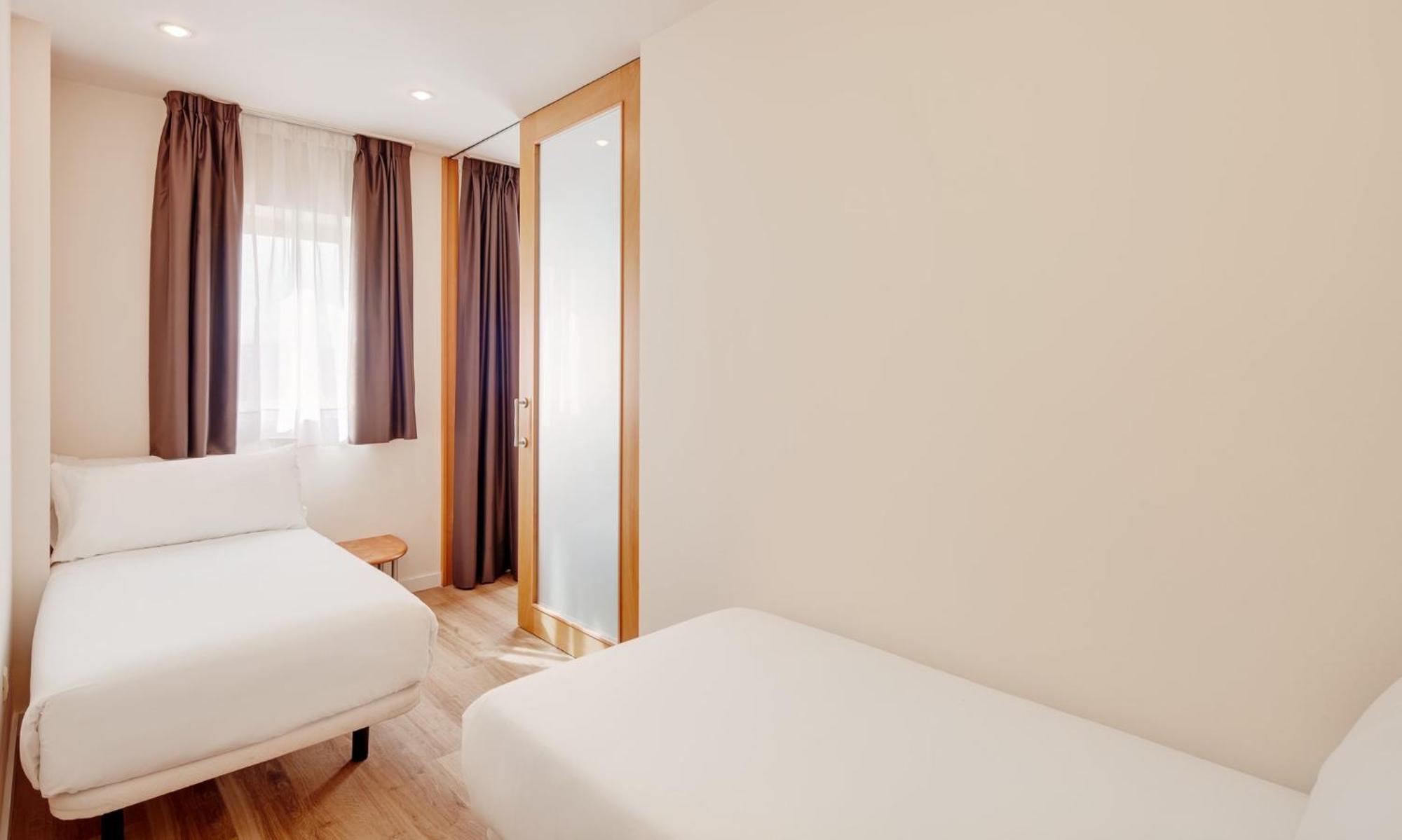 Hotel Arrahona Sabadell Exterior foto